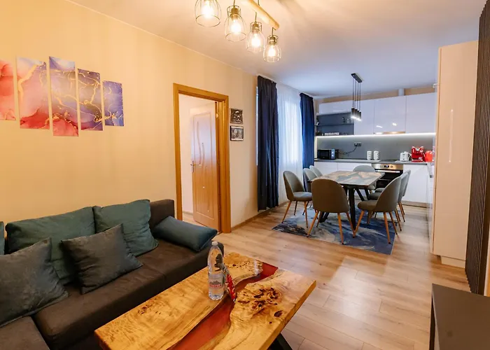 1 Minute To Main Street Grafa, Ndk, Free Parking, 3bdr 아파트