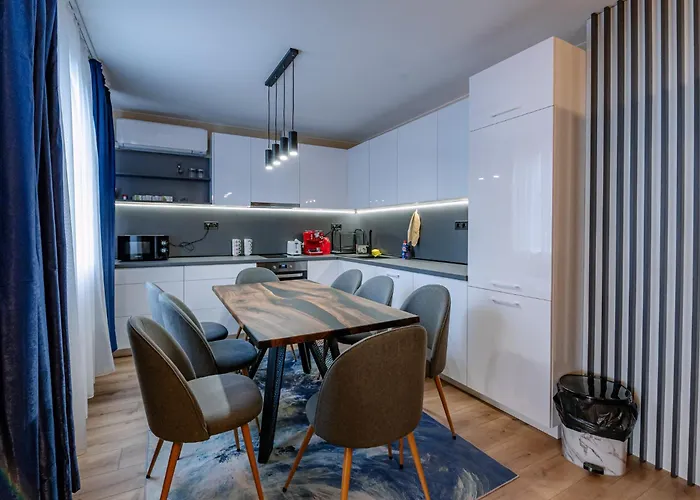 Apartament 1 Minute To Main Street Grafa, Ndk, Free Parking, 3bdr *